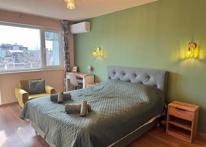 Spacious 3 Bedroom - Laveli Várna