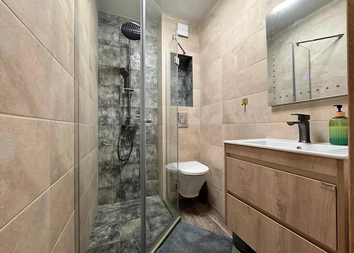 Spacious 3 Bedroom - Laveli Apartman Várna