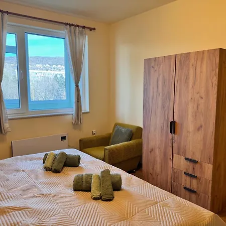 Spacious 3 Bedroom - Laveli