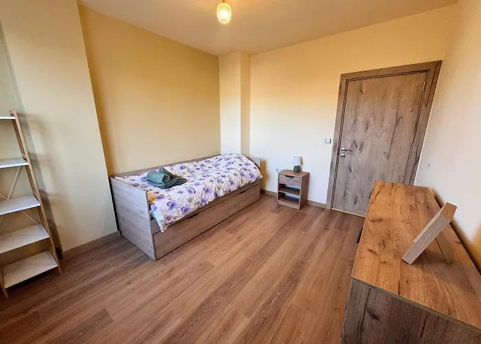 Spacious 3 Bedroom - Laveli * Варна